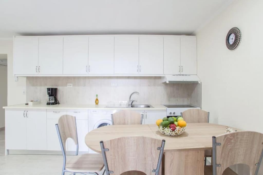 Newly Reconstructed Flat 107Sqm! Apartment Ханя Екстериор снимка