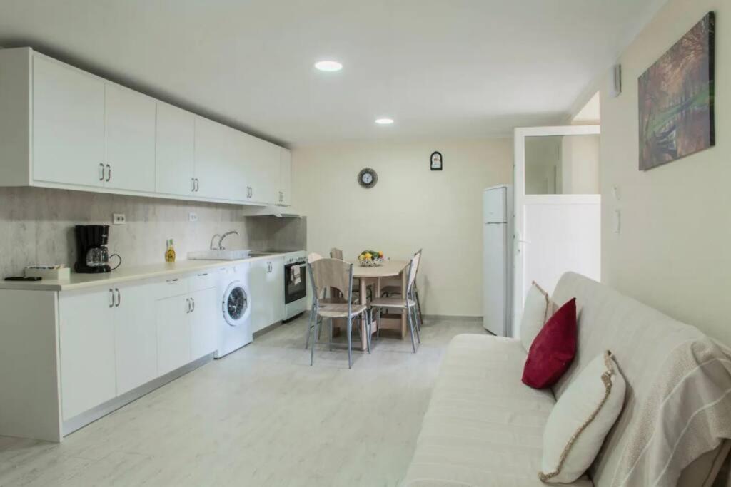 Newly Reconstructed Flat 107Sqm! Apartment Ханя Екстериор снимка