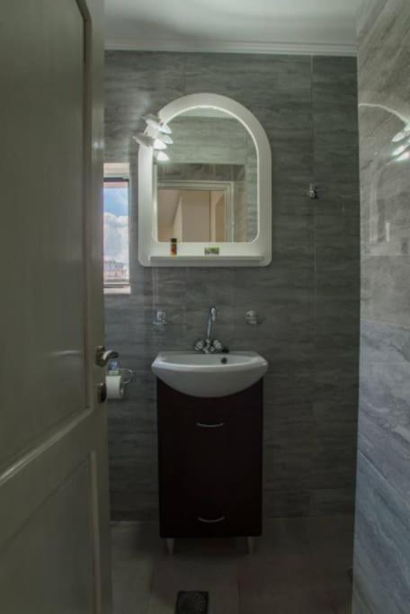 Newly Reconstructed Flat 107Sqm! Apartment Ханя Екстериор снимка